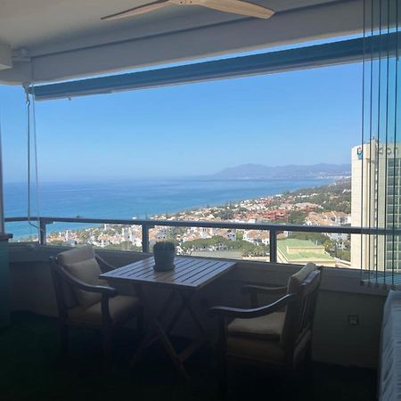 Vistas Al Mar Marbella Del Este Exterior foto